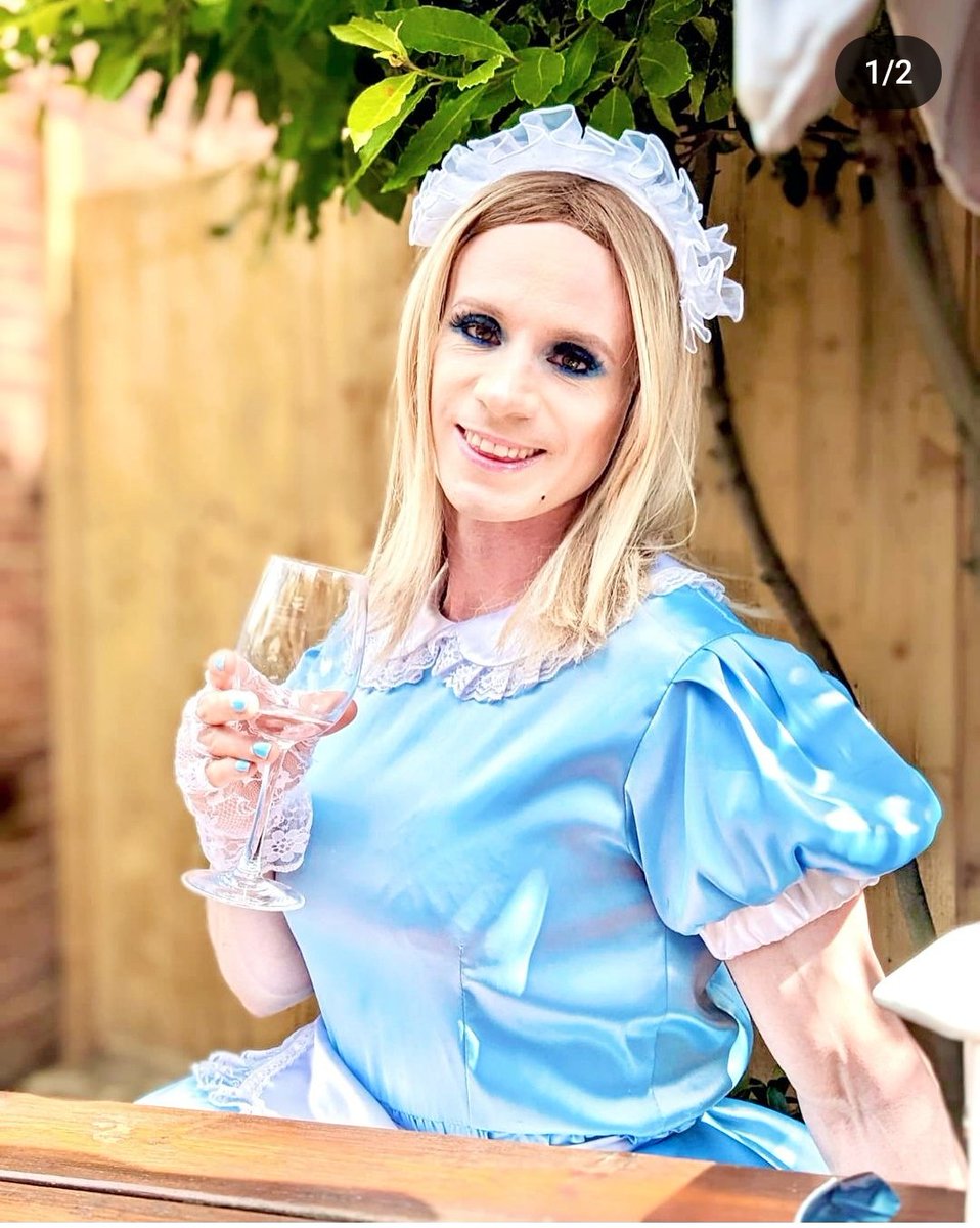 cavakaggyreborn's tweet image. Just enjoying a drink in the garden at his local #Wetherspoons