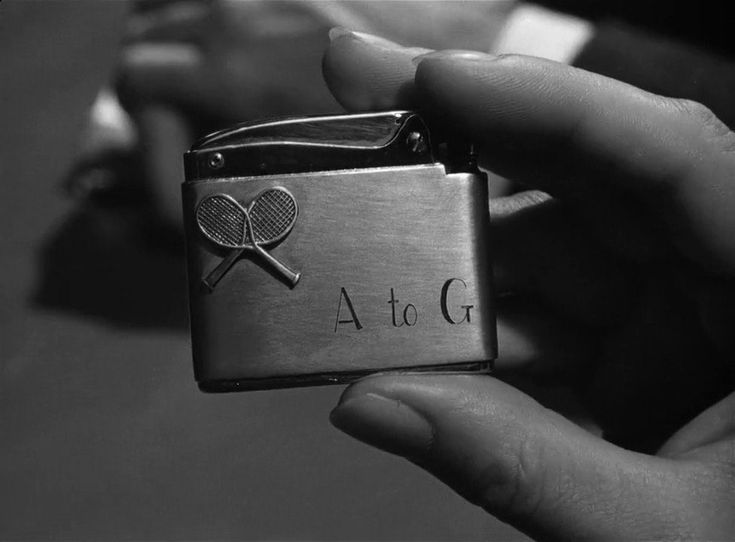 MrPeliculitas's tweet image. Acabo de ver (por primera vez, por mucho que me avergüence decirlo) TREMENDO PELICULÓN #StrangersOnATrain