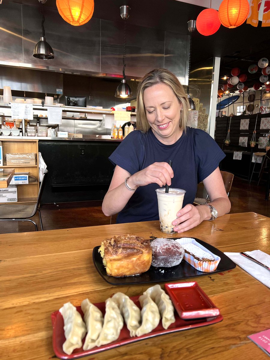 OneDelightfulL's tweet image. As a travel writer, it&apos;s always #HaveFunAtWorkDay. Assignments like this one for @eXploreLawrence remind me why I launched my freelance writing business to promote tourism. Please read the article I wrote about Ramen Bowls: explorelawrence.com/blog/post/rame…