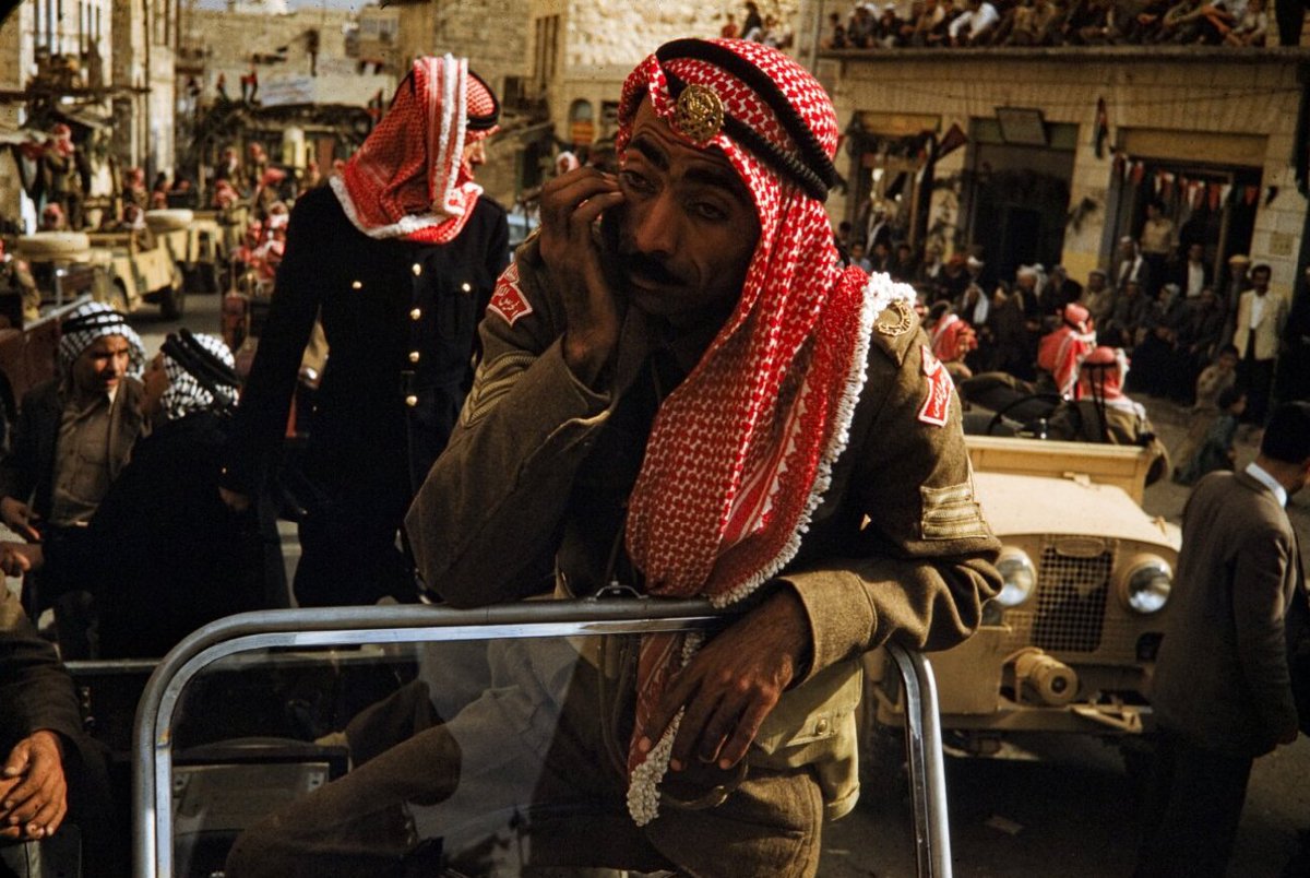 nativethreadsco's tweet photo. A Jordanian guard during King hussiens visit to Bethlehem c.1958 https://t.co/MTVHOGfy0M