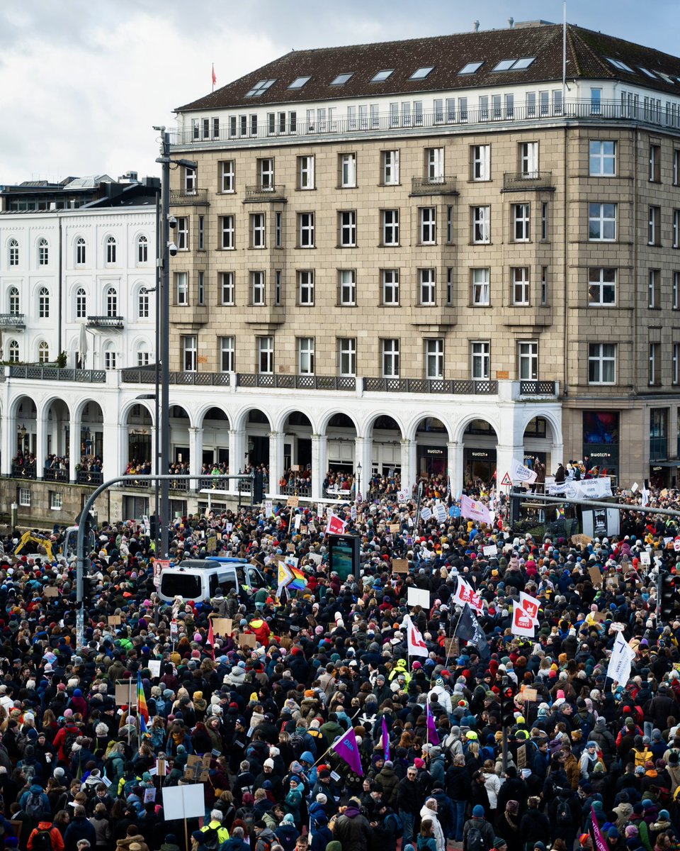 Hamburg setzt heute ein Zeichen für Vielfalt, für Weltoffenheit und für Demokratie.