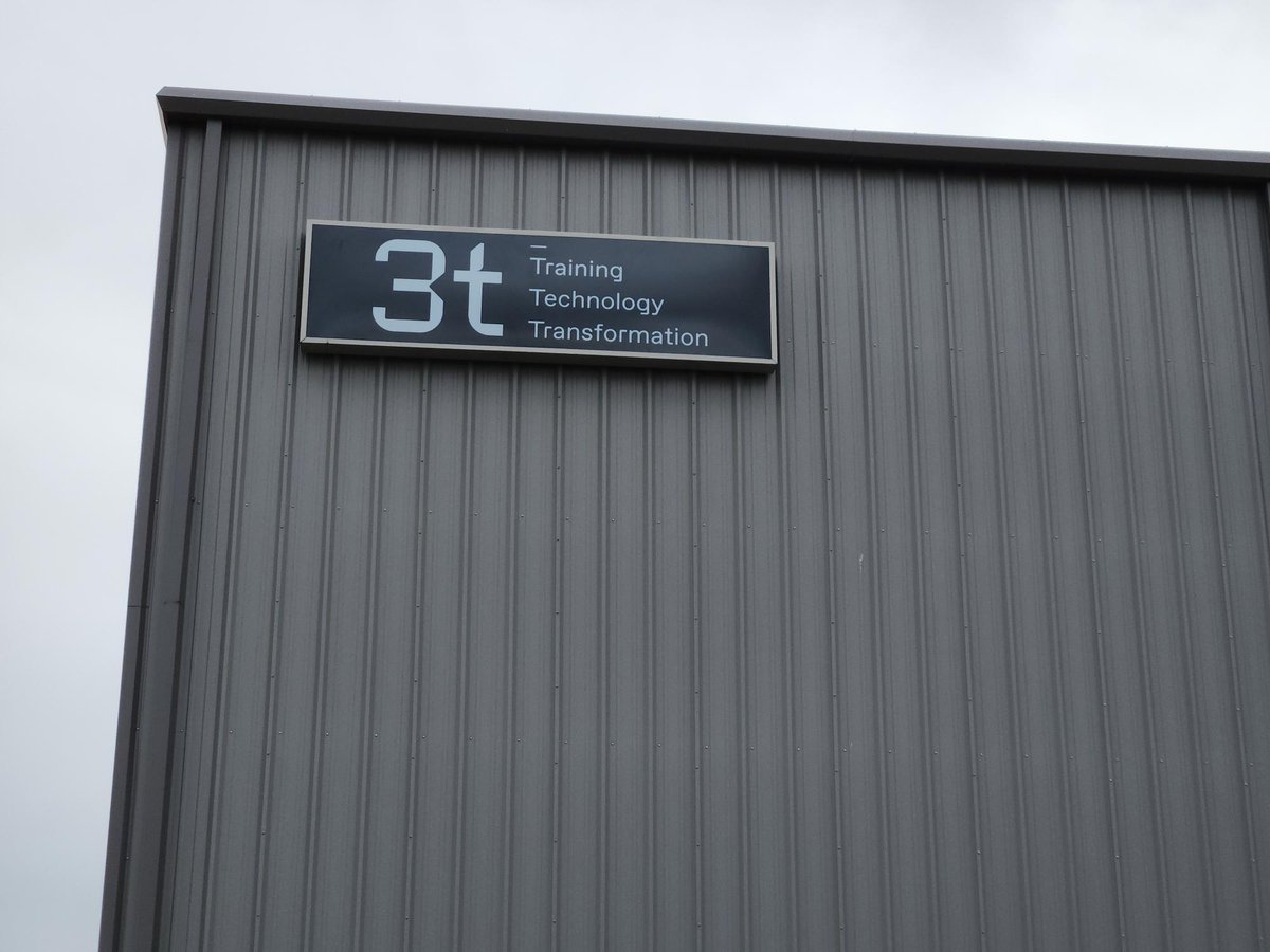 HoustonGal123's tweet image. Are you looking to change your brand? We can help - from doors to buildings and everything in between

#dimensionalsigns #boldsolutions #buildingsigns #3Dsigns #tradeshowsigns #vehiclewraps #vehiclegraphics #signsinthewoodlands #houstonsigns #businesssigns #logosigns...