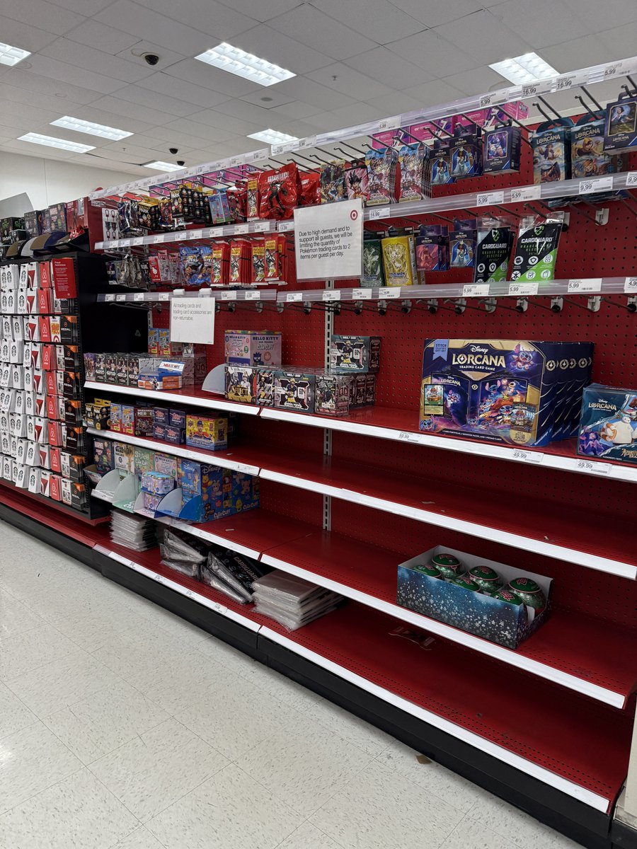 tesleve's tweet photo. @PKMNBay nothing at target dublin fallon https://t.co/UgCpapKPuI