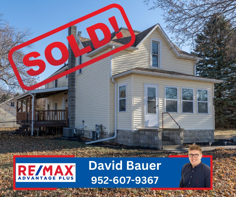 Realtor_Bauer's tweet image. 💥 SOLD! 💥

Congratulations to the sellers of this beautiful home in #Mapleton! After just over two years of ownership, they were ready to sell quickly and maximize their return. Despite the holiday season slowing the market, we secured a full-price offer in under a month!…