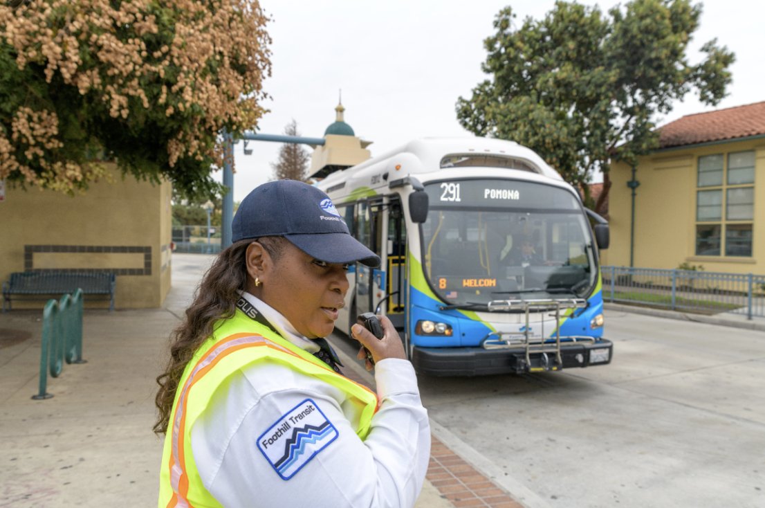 Keolis North America (@keolisna) on Twitter photo Behind every smooth ride is a team of dedicated transit professionals. Let’s thank them for keeping us moving in all seasons. 🙌
#TransitHeroes Behind every smooth ride is a team of dedicated transit professionals. Let’s thank them for keeping us moving in all seasons. 🙌
#TransitHeroes