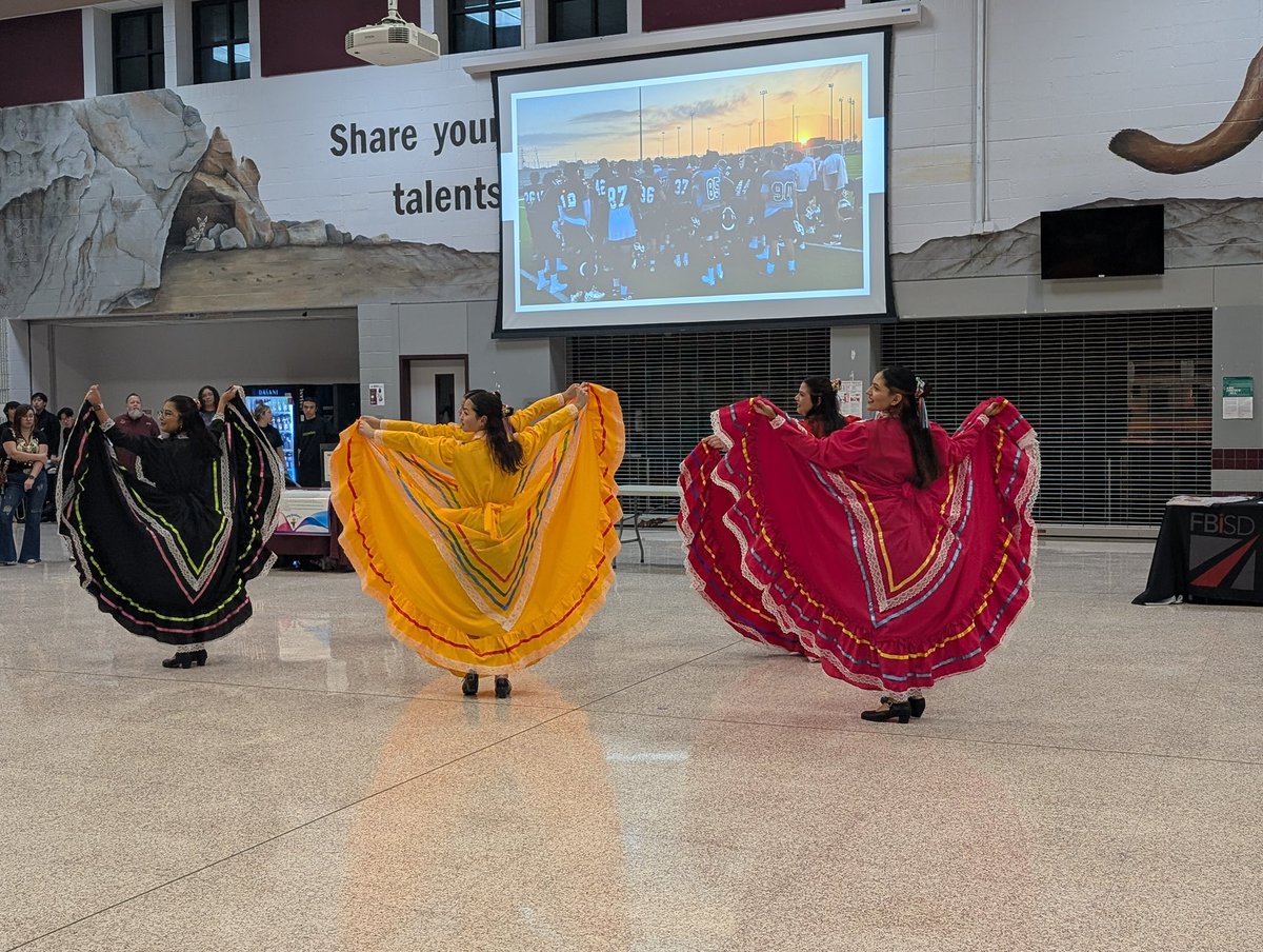 Kempner Dance Dept tweet media