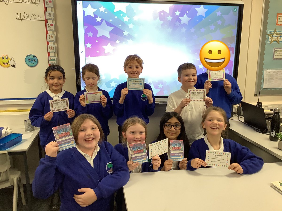 ReinwoodJuniors's tweet photo. Congratulations to this week’s Achievement Assembly winners from #RJS4B! #RJSBehaviour https://t.co/KACbBDOc8V
