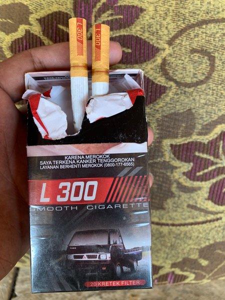 facthurrozi's tweet photo. @lambepaklurah Rokok 200jtan nyimak https://t.co/75wVQQSdKP