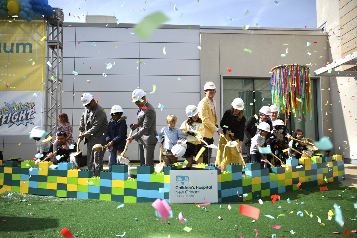 EDR_Design's tweet image. We’re thrilled to celebrate the start of construction on Walker&apos;s Imaginarium at @CHNOLA! Yesterday’s groundbreaking brought together leaders, donors &amp;amp; families to honor Walker Beery’s legacy &amp;amp; the joy this space will bring. 💛🏗️ Photos by @join_kids 
bit.ly/3XesSay