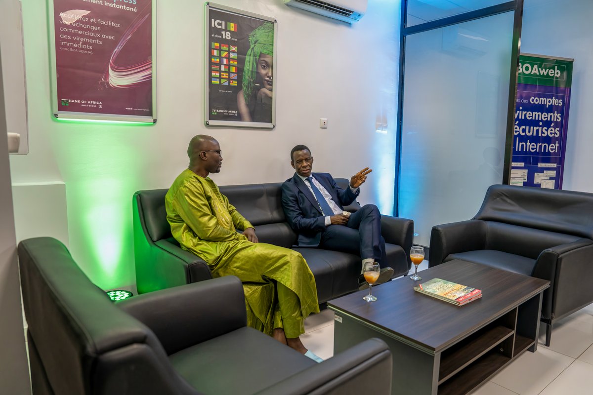boa_senegal's tweet photo. Notre nouvel espace business situé sur l’avenue Lamine Gueye offre une gamme de services dédiés aux PME-PMI, dont des financements innovants, des conseils personnalisés et des packages de produits adaptés.
#BOASénégal #SenAndando #kebetu https://t.co/6oAsUjgGfv