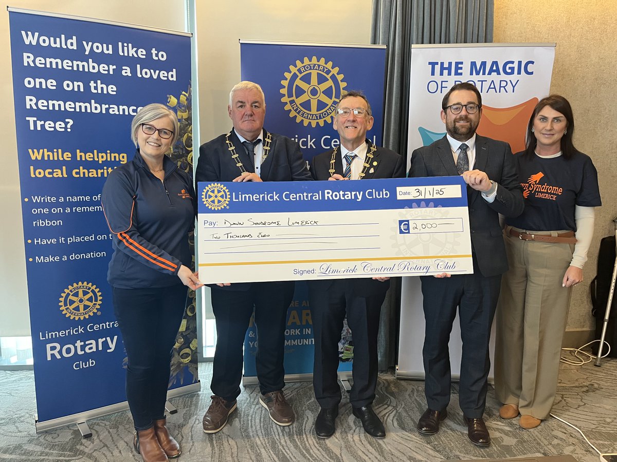 LimerickRotary's tweet image. Our Remembrance Tree raised €8,000 for four vital charities @DSLimerick @DorasIRL @StMunchinsCC @LimerickMHA, and we were delighted to present these groups with their cheques in @LimerickStrand  today. Huge thanks to everyone who donated and to our project partner @Crescent_SC