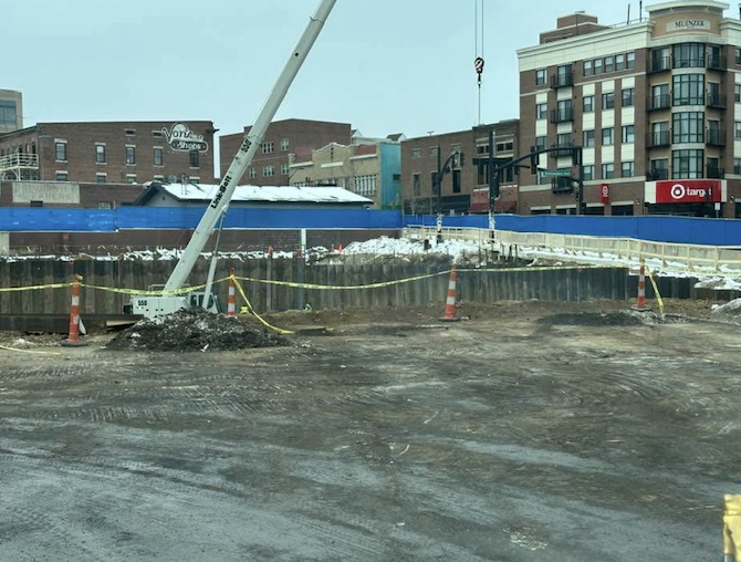 TomDienhart1's tweet photo. Current look at Purdue's Chauncey Hill Mall.
#Parthenon #PinPanAlley #Garcias #Toogies #DiscountDen #Balfours #Quincys #TacoBell #TCBY https://t.co/FsxHeZbIhF