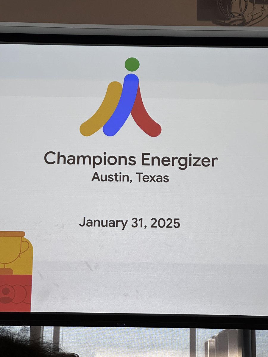 Fun at #Googlechampions event meeting <a href="/techietracey/">Tracey Willyard</a>