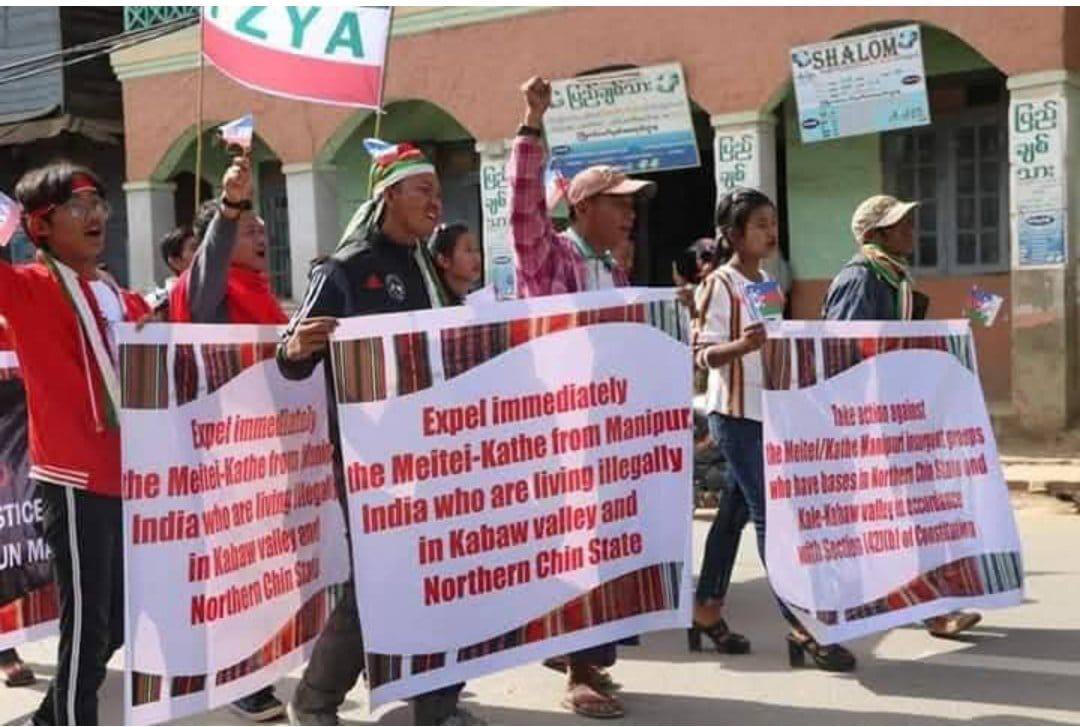 HennaryL's tweet photo. The Meitei in Imphal are worried as the Meitei Militant (VBIGs)  in Tamu are surrounded by Revolutionary Forces. 

Will justice be served for the Tamu people, who have suffered under the VBIGs, puppets of the Junta Military council, responsible for numerous atrocities? https://t.co/M6nYDQJYOB