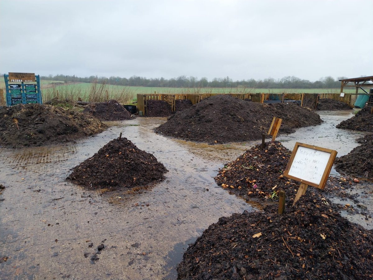 River Thame CT (@riverthamect) on Twitter photo Explored sustainable food growing & nature conservation at <a href="/FarmWoodoaks/">Woodoaks Farm</a> w/ Bucks Food Partnership 🌱 Inspiring day learning from local producers, volunteers, and a great community compost scheme! 💡 Useful learnings for our SusThame & Landscape Recovery projects🚜 Explored sustainable food growing & nature conservation at <a href="/FarmWoodoaks/">Woodoaks Farm</a> w/ Bucks Food Partnership 🌱 Inspiring day learning from local producers, volunteers, and a great community compost scheme! 💡 Useful learnings for our SusThame & Landscape Recovery projects🚜