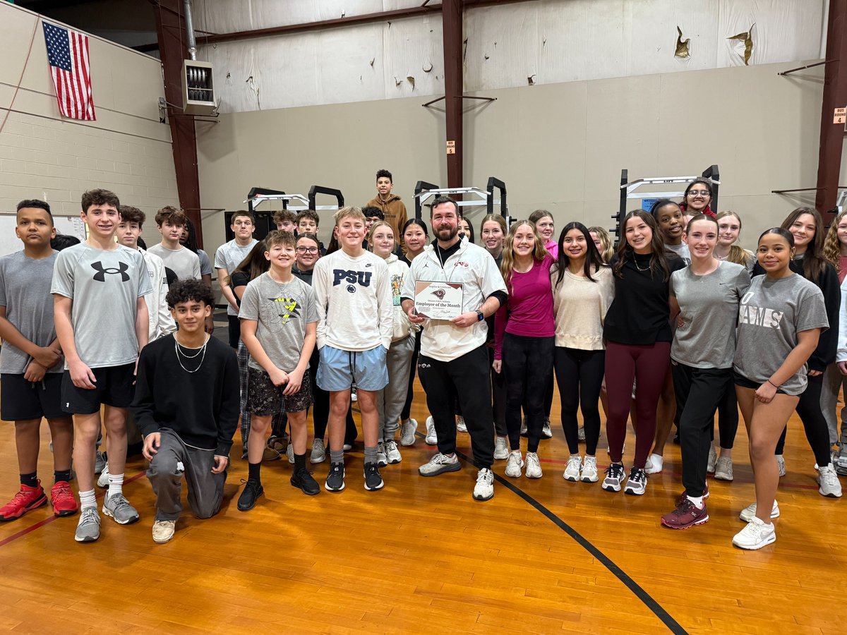 Owasso8thGC's tweet photo. Congratulations and Happy Birthday to Coach Scott! We are proud to honor him as the Owasso Public School Employee of the Month. He leads our 8th grade strength and conditioning program and has made a significant positive impact on our students. https://t.co/NyAwdguEiv