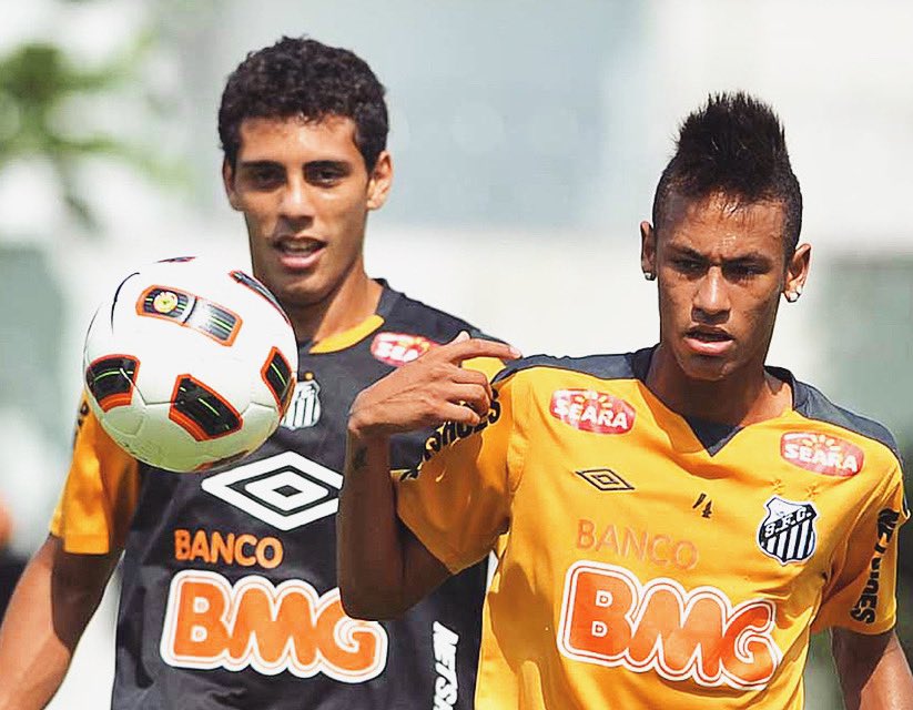 Dimba07's tweet image. O    P R Í N C I P E  voltou!🤴🏽🐳   @neymarjr