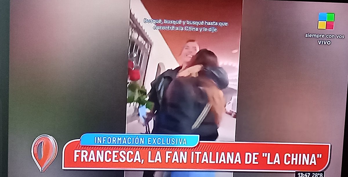 Rubiakely's tweet photo. #MauroIcardi  #Inteusos   #Alatarde   #CortapORLozano  #China Dicen  las malas lenguas  que es una puesta en escena  preparada  para #Wanda  será ? 👀😱 Todo puede ser .!! Jaja https://t.co/wBZHg87sgw