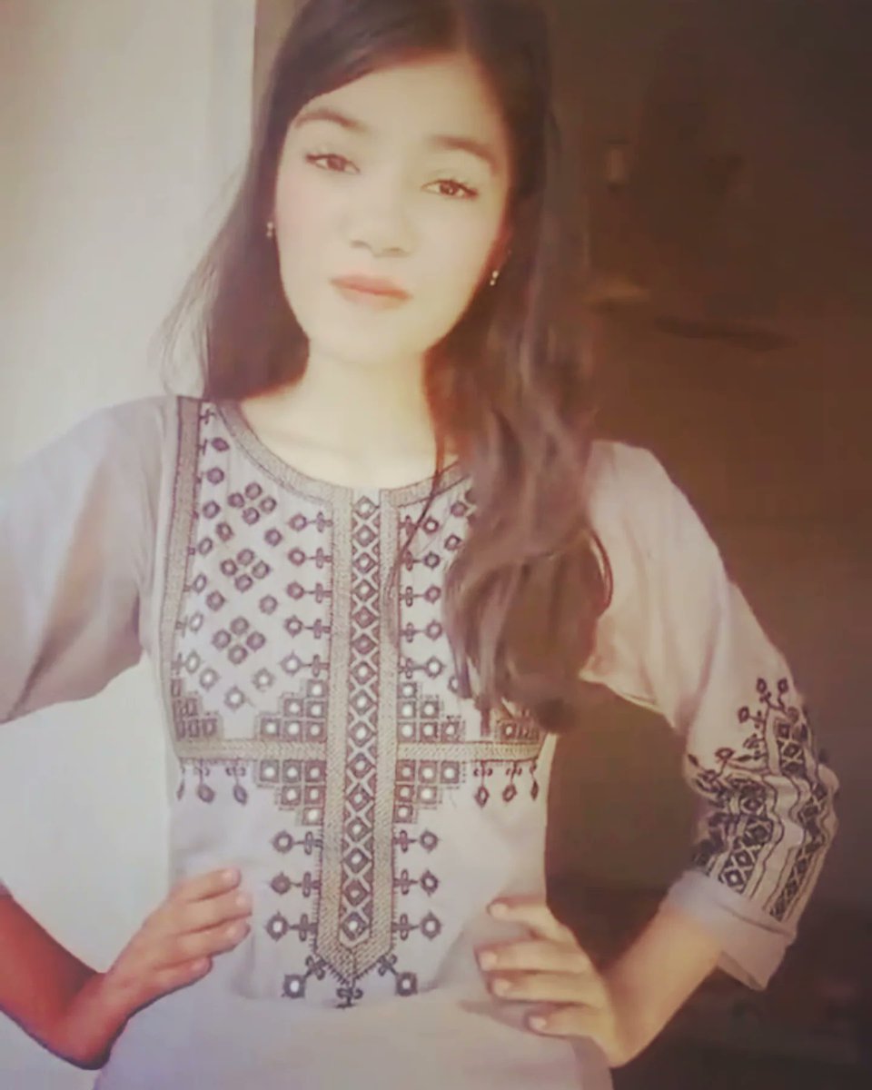 Cinderella 💙 (@tweetsbybisma) on Twitter photo 