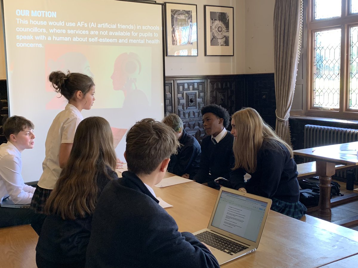 Bede's Languages Faculty tweet media