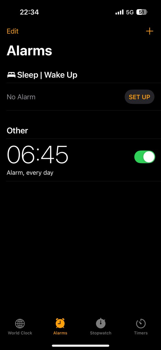 datrollingoreo's tweet photo. @CoconutShawarma One alarm set on both devices, placed in different directions around me🫠 https://t.co/YyA1a0yeGF