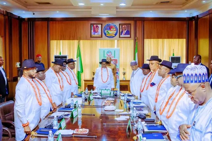PDPRepublic's tweet photo. 2027 is going to go down in History.

The Re-entrance of PDP into Aso Rock.

#PDPUnited https://t.co/90zbRS3RAK