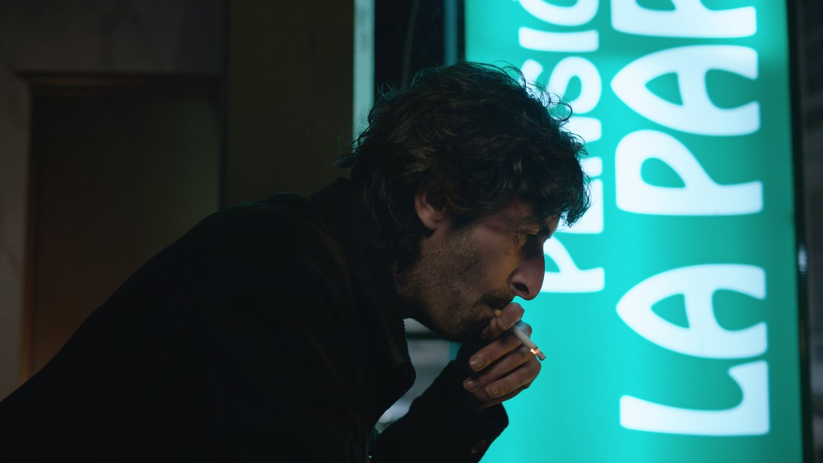 duplex_cinema's tweet photo. 🌳 Nestes tempos de lembranza a David Lynch, seguimos con pases diarios para LA PARRA, na que Alberto Gracia fai que «Ferrol pareza o Twin Peaks ibérico» @OtrosCinesE
🎟️ Entradas: https://t.co/35CFNPJlUS
#laparra #albertogracia #duplexcinema #duplexferrol #ferrol #ferrolmola https://t.co/6r2yjClKcR