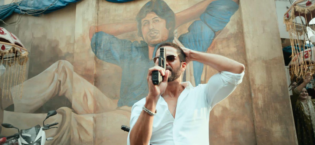 FarazAn03488273's tweet photo. #Deva Deva Day 1 Early Box Office Prediction Is Just Around 4.50 CR To 5 CR 
#DevaMovieReview 
#Shahidkapoor https://t.co/1vzxr5sdWS