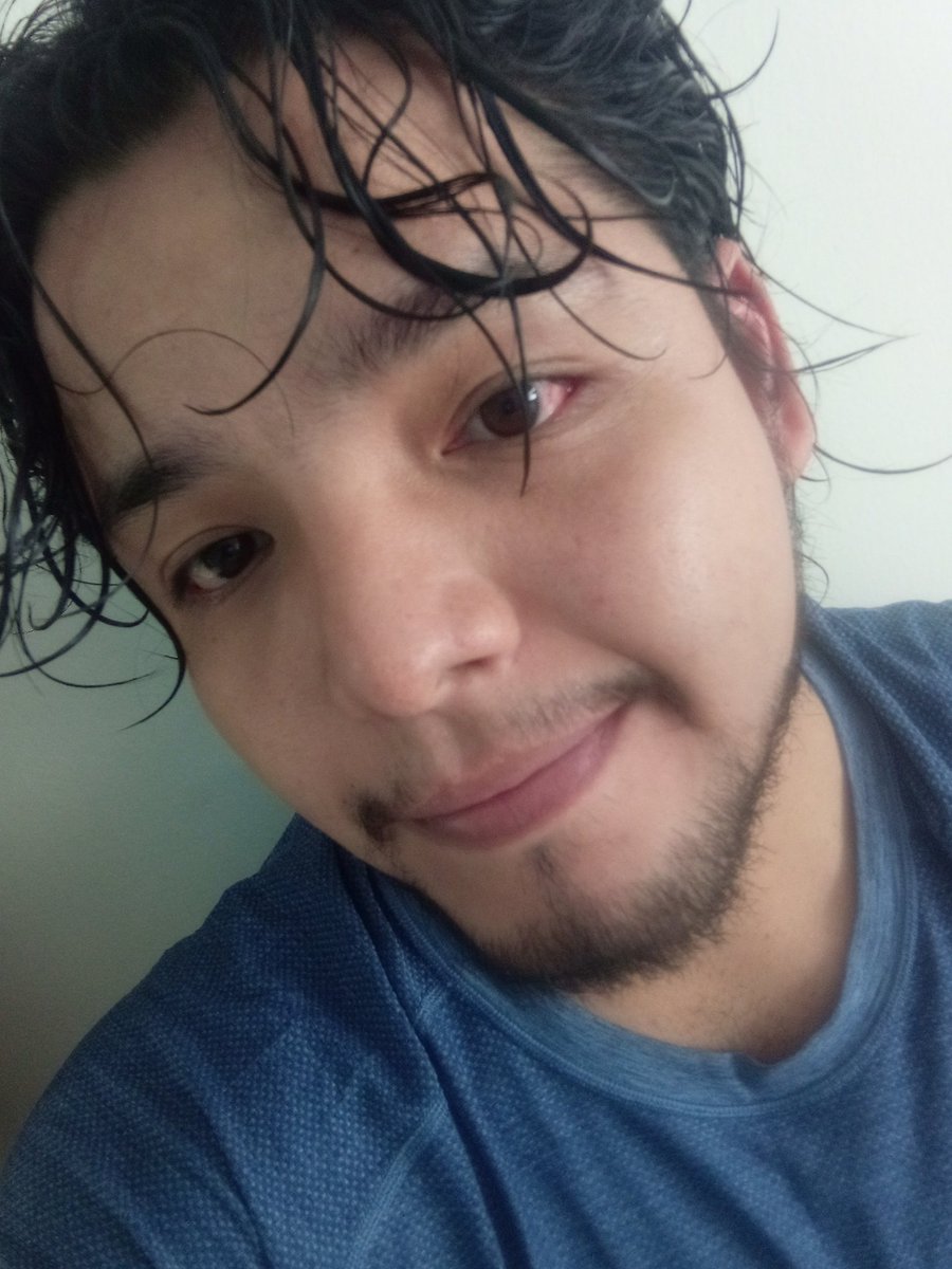 Jonaknight94's tweet photo. Dió mío ero que bigotemedinacho https://t.co/R5BuiB1NjU