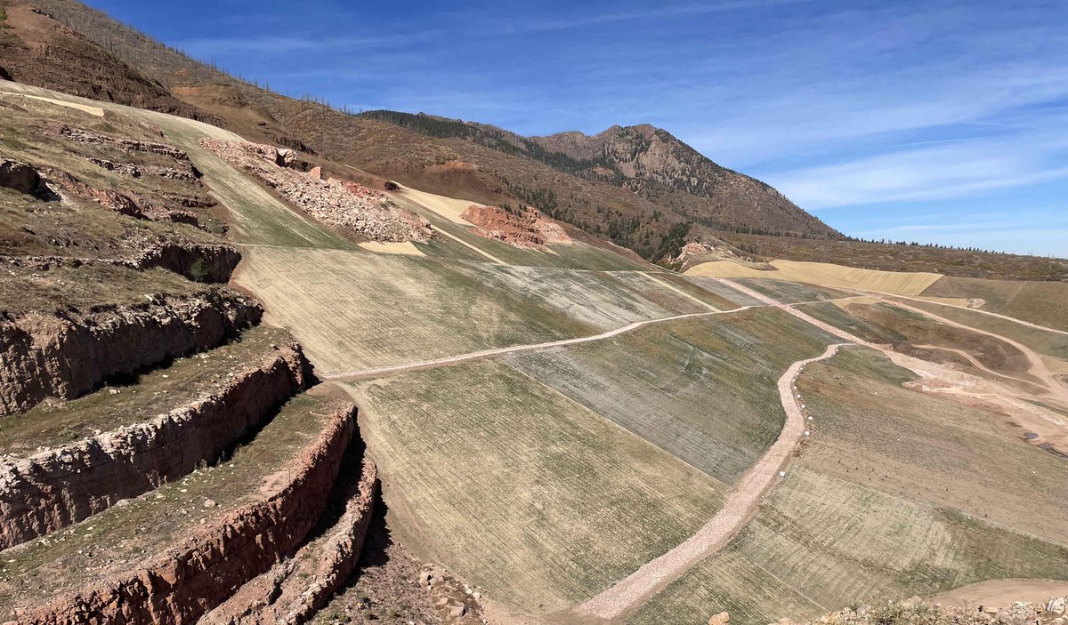 ianwychan's tweet photo. #MineClosure and asset transformation are critical components of the #mining lifecycle. Learn how our teams supported Castle Aggregates in reclaiming and restoring Pikeview Quarry in Colorado. #StantecResources

https://t.co/rxFoUCj44Q https://t.co/NRBGJSbuRZ