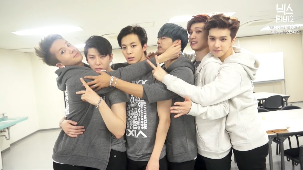 VIXX tv hourly tweet media