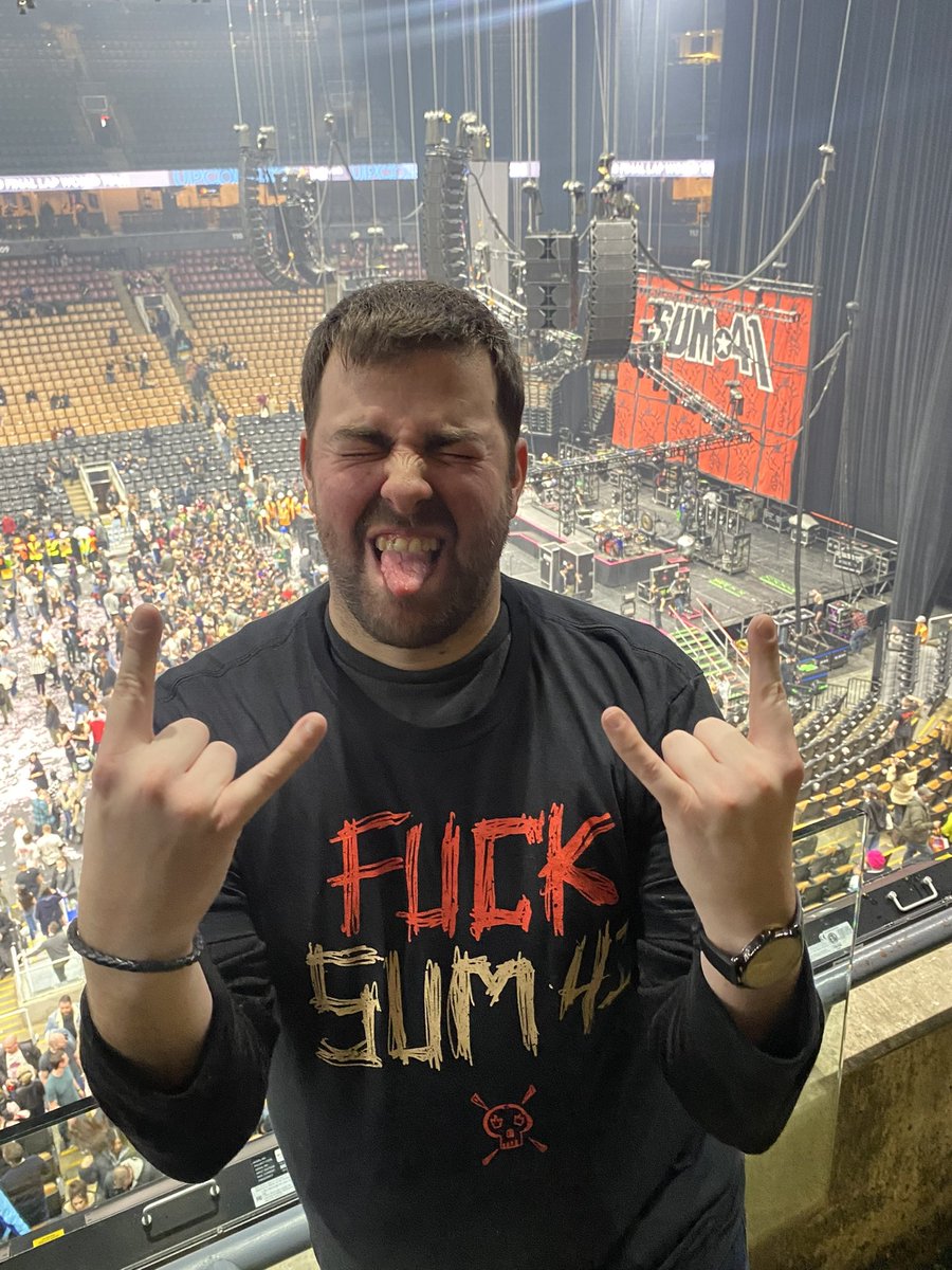 Thank you <a href="/Sum41/">Sum 41</a>!

I’ve been listening to your music since I was 12 years old. I learnt guitar because I wanted to play like Dave Baksh (spoiler: I still can’t). Last night I got to see you live for the last time.

My life wouldn’t have been half as cool without you.