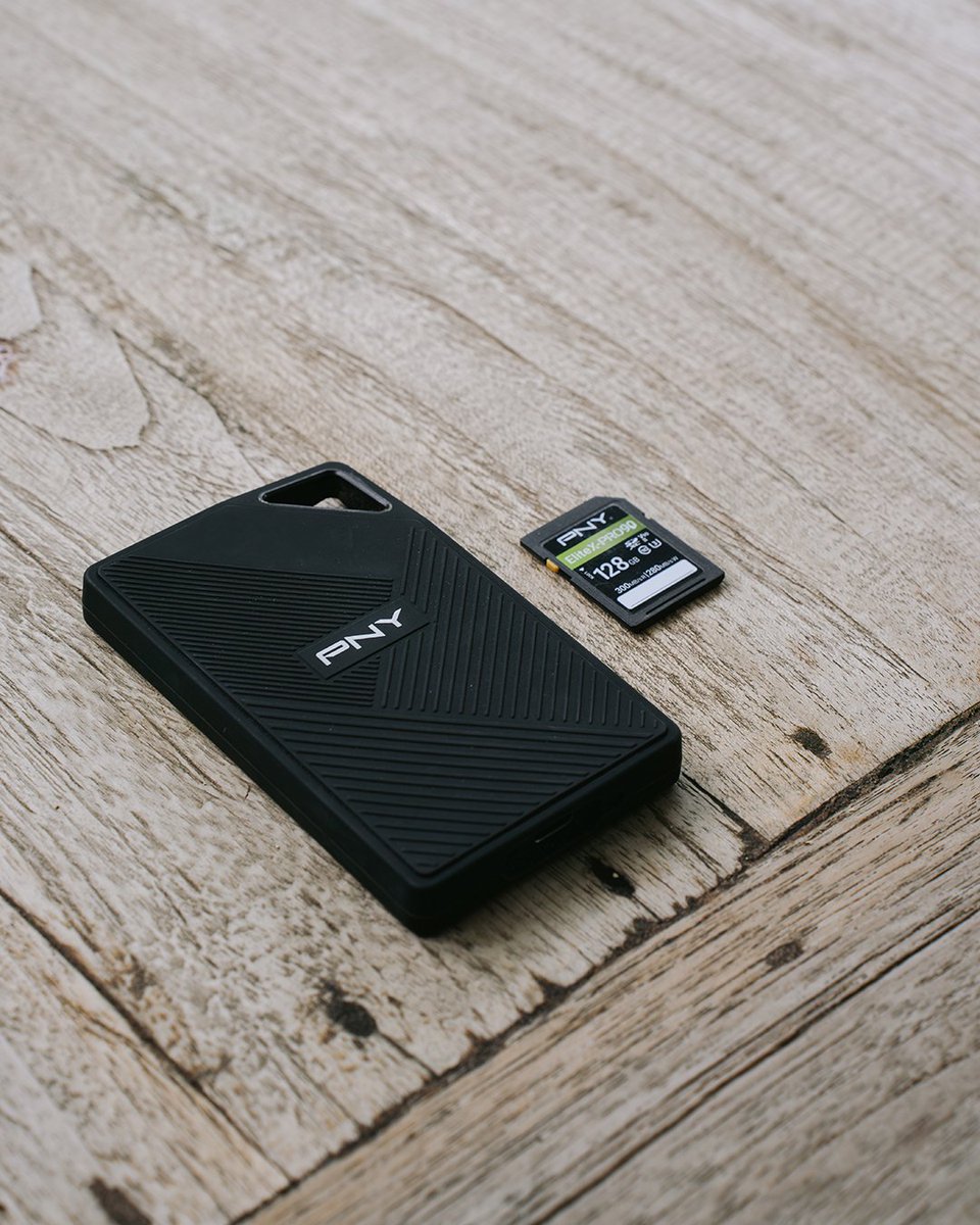 PNYTechnologies's tweet image. High speed transfer underway... 
#PNY #CreateStoreGame #RP60