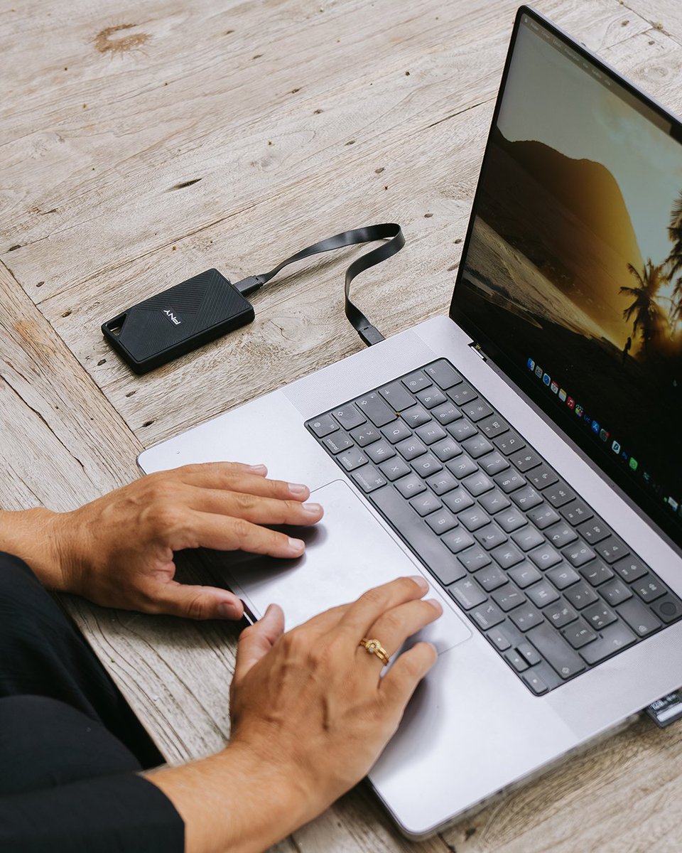 PNYTechnologies's tweet image. High speed transfer underway... 
#PNY #CreateStoreGame #RP60