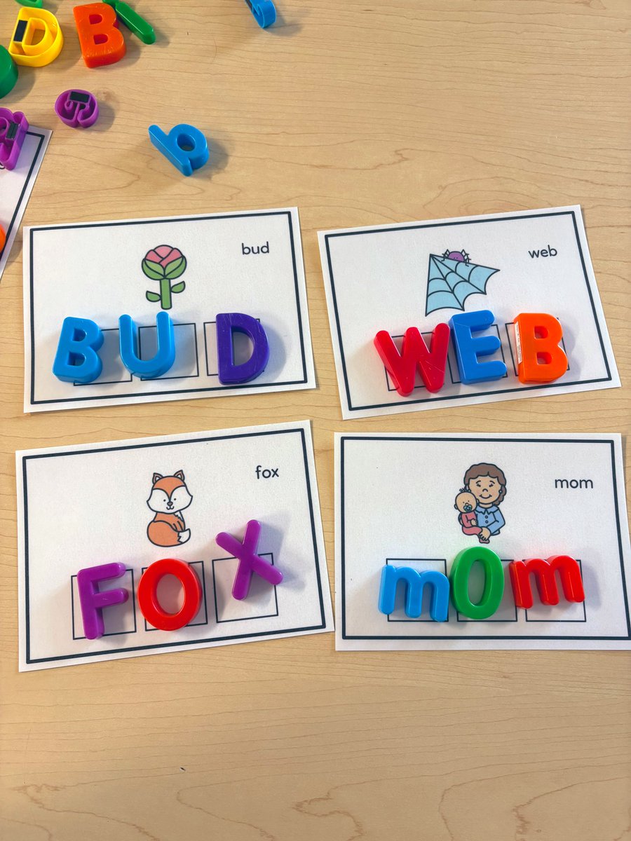 How many words can you make?  We are busy finding letters to make different sight words! 🖍️✨😊 @StScholStorm <a href="/HCDSB_k/">Kindergarten at HCDSB</a>