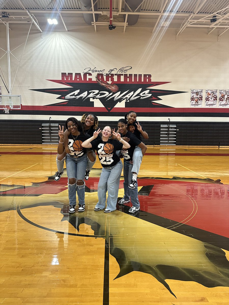 Mac Girls Basketball tweet media