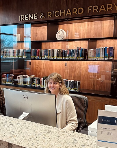 FraryLibraryDC's tweet image. Our colleague Susan High retires today after 32 years of service to the JH Libraries. Susan started at the SAIS Europe Library and later joined the D.C team. There is no proper way to convey here how  impactful she has been to our community - and how greatly appreciated  she is!