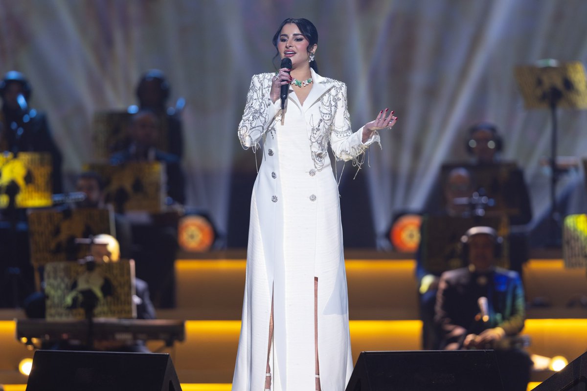 Rotana Live (@rotanalive) on Twitter photo ميدلي بصوت الفنانين السعوديين الشباب 🇸🇦
في ليلة لا تُنسى ضمن حفلات #موسم_الرياض
#محمد_عبده
#فنان_العرب
#روتانا_لايف
<a href="/Turki_alalshikh/">TURKI ALALSHIKH</a>
<a href="/Huda_Al_Fahad/">Huda</a>
<a href="/SultanKhalifah2/">Sultan Khalifah 🎤</a>
<a href="/d_tlasy/">دحوم الطلاسي</a>
<a href="/RiyadhSeason/">موسم الرياض | Riyadh Season</a>
<a href="/Mabdoarena/">محمد عبده أرينا | Mohammed Abdo Arena</a> ميدلي بصوت الفنانين السعوديين الشباب 🇸🇦
في ليلة لا تُنسى ضمن حفلات #موسم_الرياض
#محمد_عبده
#فنان_العرب
#روتانا_لايف
<a href="/Turki_alalshikh/">TURKI ALALSHIKH</a>
<a href="/Huda_Al_Fahad/">Huda</a>
<a href="/SultanKhalifah2/">Sultan Khalifah 🎤</a>
<a href="/d_tlasy/">دحوم الطلاسي</a>
<a href="/RiyadhSeason/">موسم الرياض | Riyadh Season</a>
<a href="/Mabdoarena/">محمد عبده أرينا | Mohammed Abdo Arena</a>