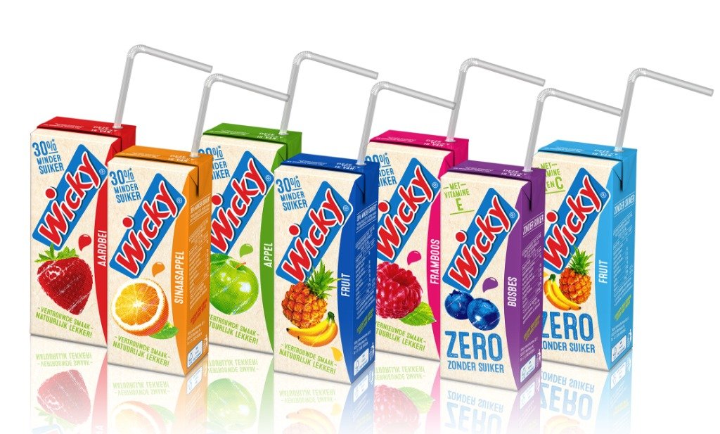 mijn favorite wicky smaak is die blauwe daar krijg je hetzelfde branderige gevoel van in je keel als een sigaret #wicky #voetbalopvrijdag #wilders wat zouden de faviete smaak zijn van de mannen van vi? johan derker die bruine sowieso #voetbalinside #johanderksen #gijpert #Rutte