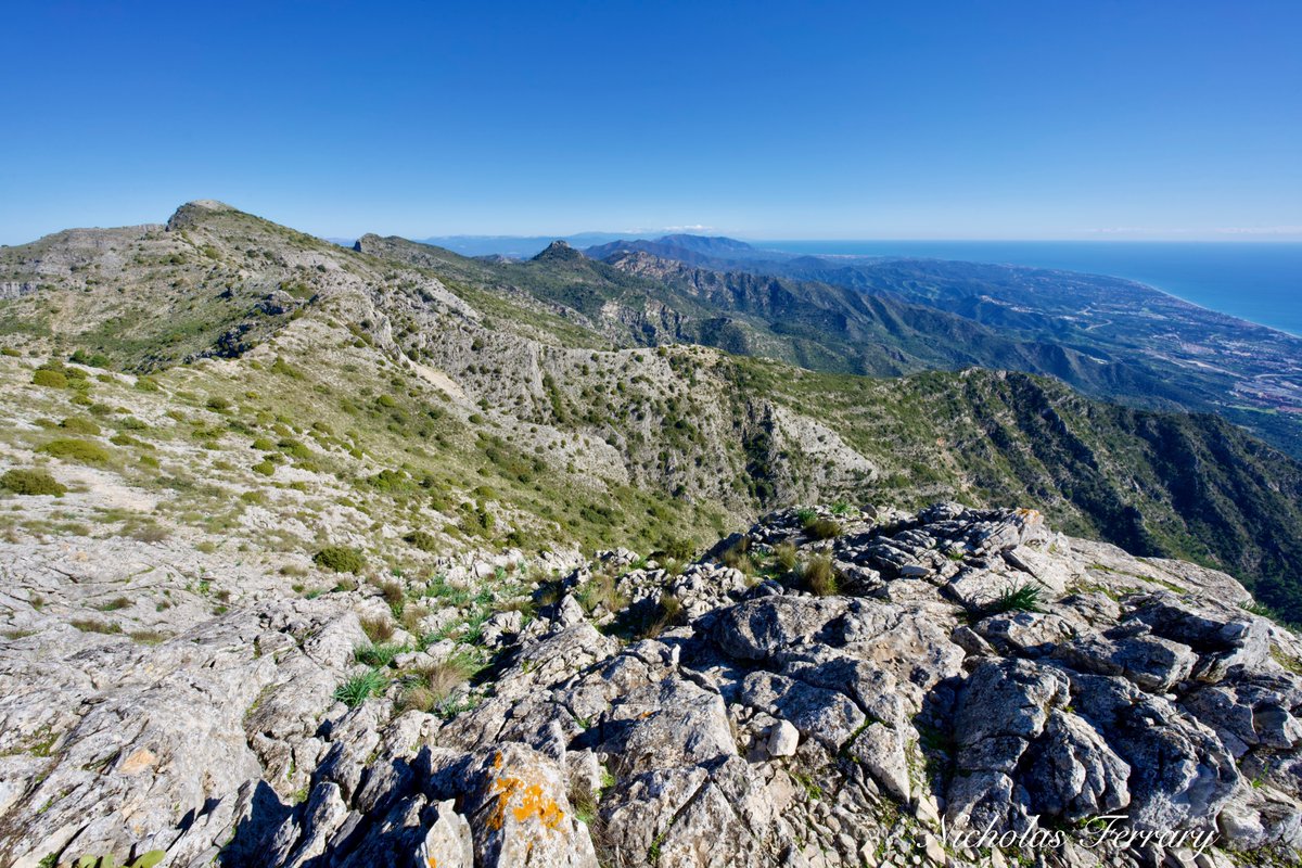 Amazing day today hiking up to Pico La Cocha with great company.