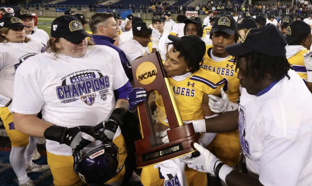 Karsten Robinson🏈(kar) tweet media