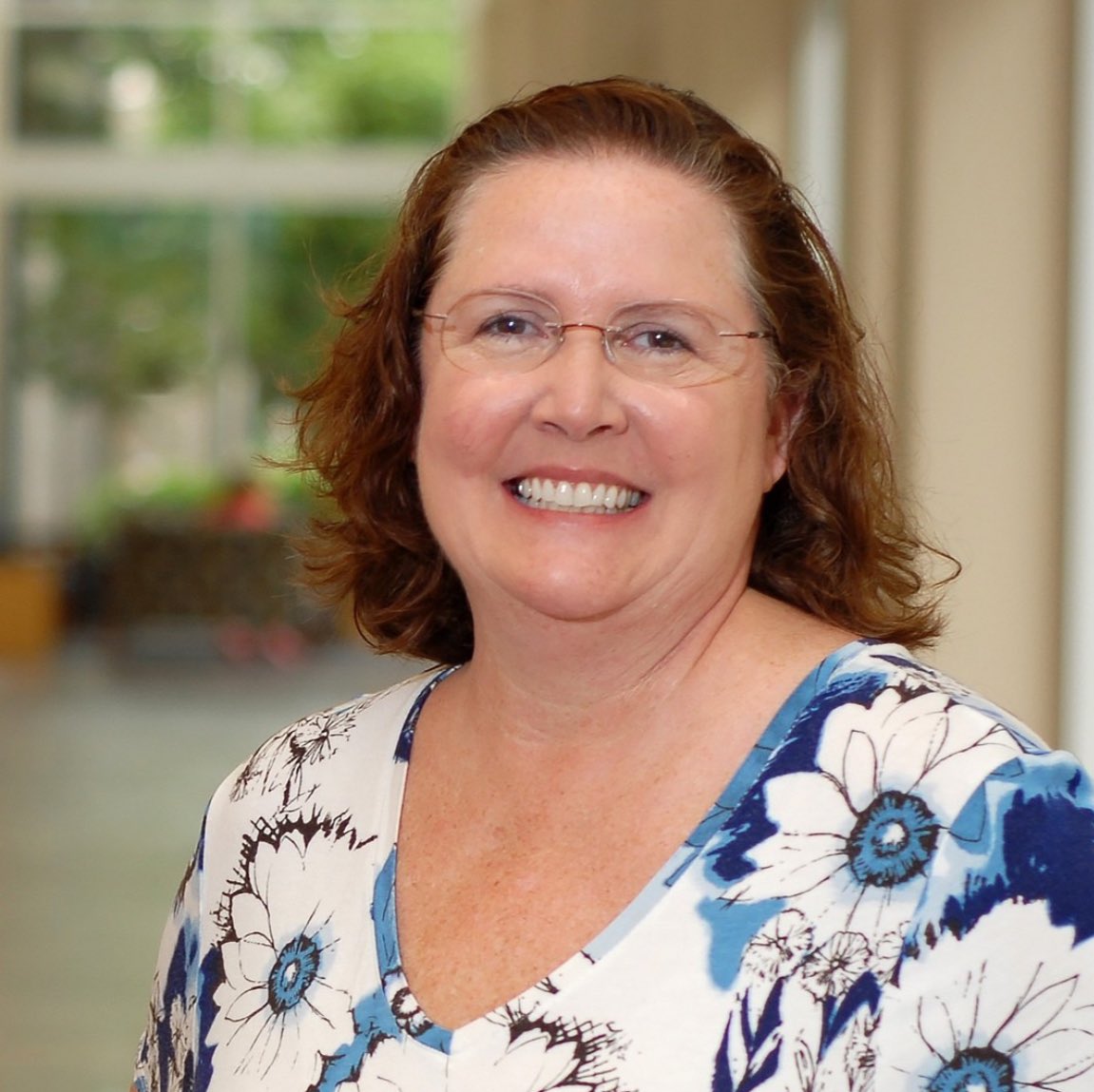 NWR_Indiana's tweet image. Congratulations to Dr. Laura O. Dugan who is celebrating 16 years with NWR! Dr. Dugan is an outstanding board-certified radiologist, specialized in diagnostic imaging, breast imaging and ultrasound. Learn more: bit.ly/NWRDugan #MeetNWR #northwestradiology