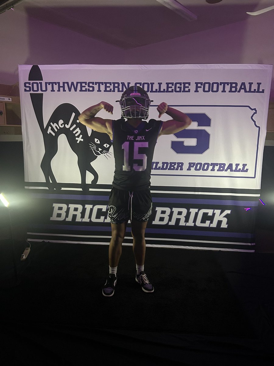 Dakota Arndt (@kota15arndt) on Twitter photo After a great visit I’m blessed to receive an offer from Southwestern 🧱 <a href="/BuilderFootball/">SC Builder Football</a> <a href="/CoachGriffSC/">Brad Griffin</a> After a great visit I’m blessed to receive an offer from Southwestern 🧱 <a href="/BuilderFootball/">SC Builder Football</a> <a href="/CoachGriffSC/">Brad Griffin</a>