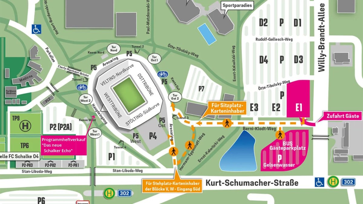 fussballarchiv1's tweet image. Steffen Barta steht Samstag an der 1000-Freunde-Mauer, dort kann man das #programmheft zum Spiel, &quot;Das neue Schalker Echo&quot; erwerben. Wir freuen uns, dass es auf Faninitiative wieder ein Programmheft Auf Schalke gibt. Der Übersichtsplan ist zur Orientierung. #S04FCM #EINMALIMMER