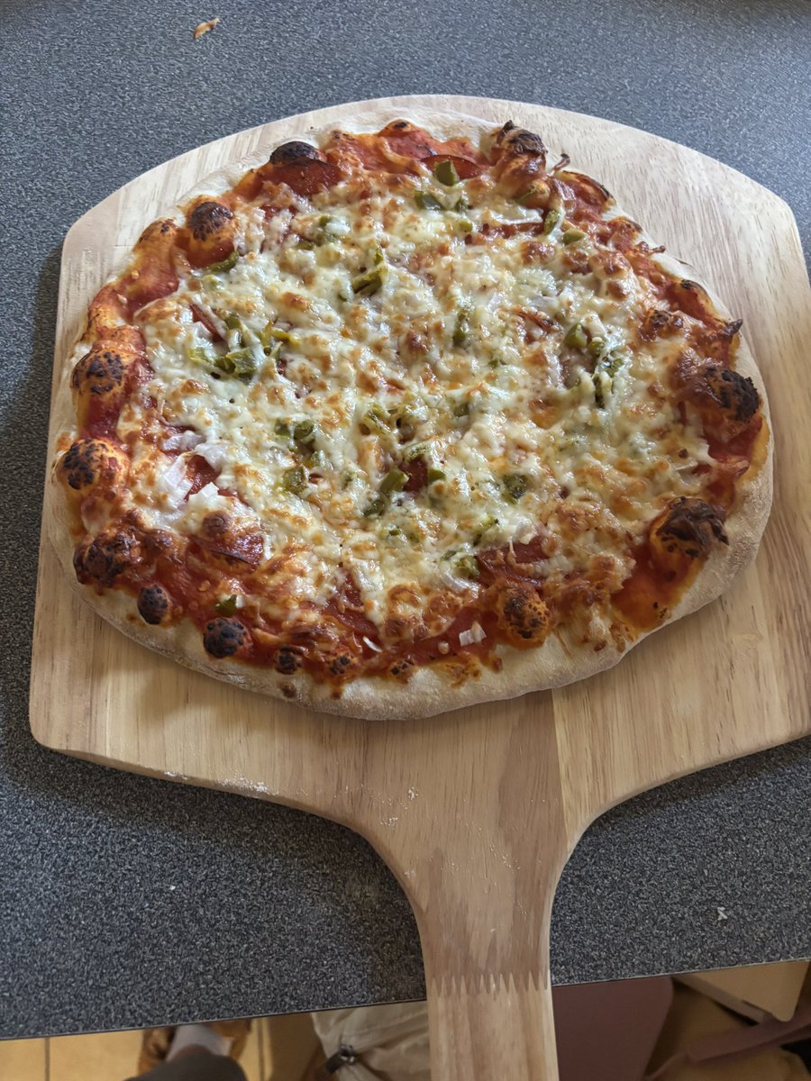 RobertlsmithIV's tweet photo. @stoolpresidente my third pizza ever. Resigned from my job and started playing around with pizza until something else comes along. Homemade dough and sauce. #onebite #everyoneknowstherules https://t.co/1A5rYDd6TT