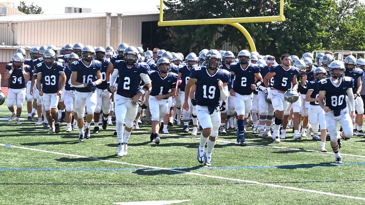 GarnerAidyn's tweet photo. After a great conversation with @CoachMelhorn I am excited and blessed to have received my second collegiate offer from @LVCFootball
@CoachPBeltran @austin_heiser 
@Coach_LMurphy @DTown_Football https://t.co/xbtJVKdFAE