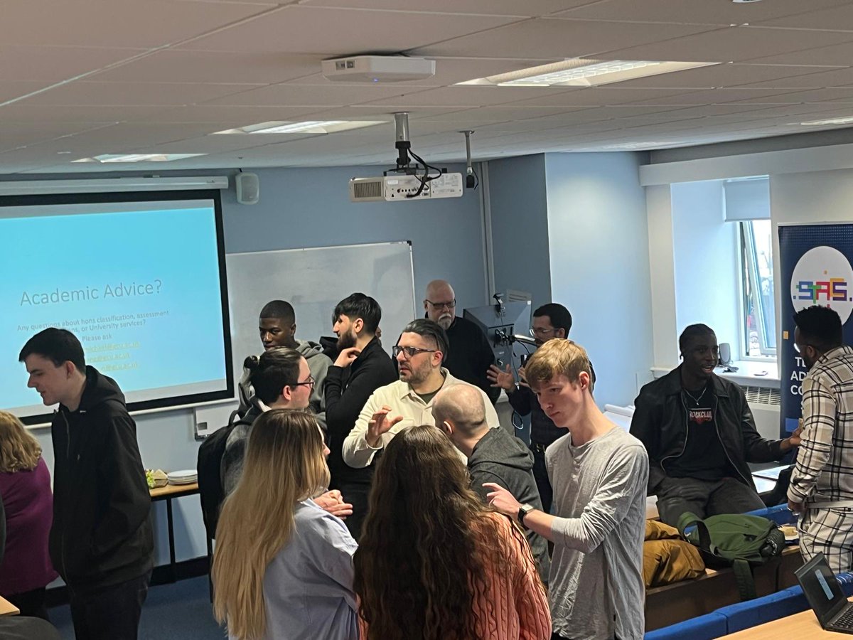 stacshq's tweet image. A fantastic event at GCU reception for honours grads in CS as they finish their studies. STACS were special guests with a message to consider CS teaching as a possible career option. Huge thank you to Dawn & Jim for making this happen.
#TeachComputingScience