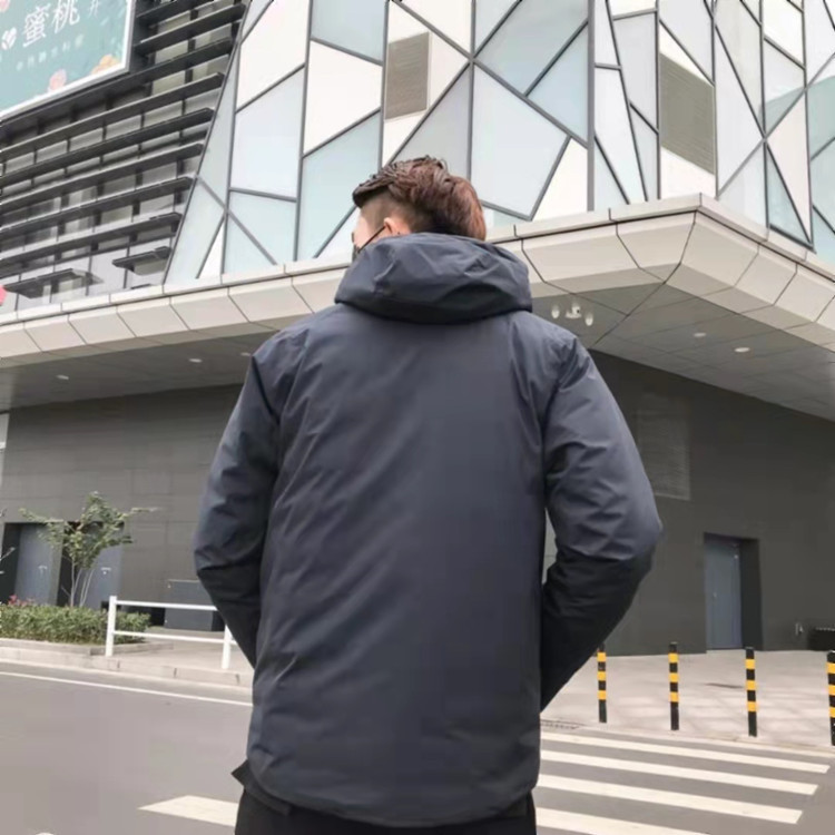 UnicunShop's tweet image. BRB, transforming into a human marshmallow with this cozy down jacket! 💨☁️  Stay warm (and stylish) all winter long! Shop now: unicun.com/product/lightw…  #downjacket #winterfashion #staywarm