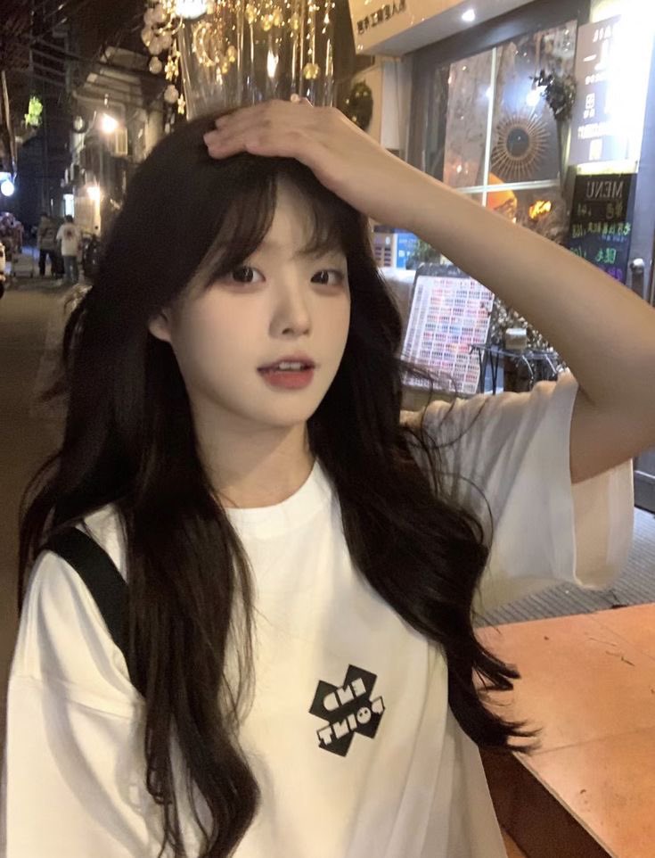 Emilia (@emilia151151) on Twitter photo 