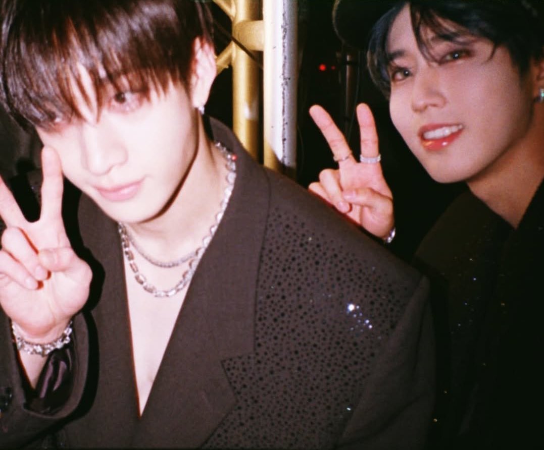 CovertWraith's tweet image. guard dog duties always activated whenever I'm with @VolatileViper.